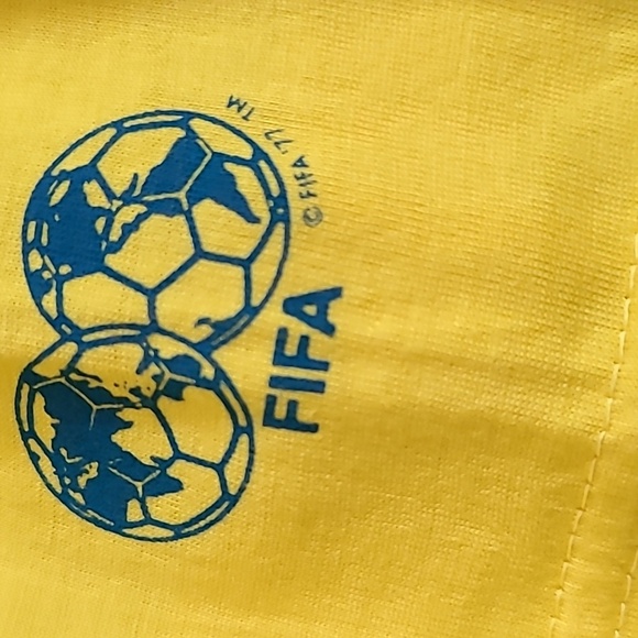 Vintage 1992 fifa fair play t shirt - Picture 4 of 5
